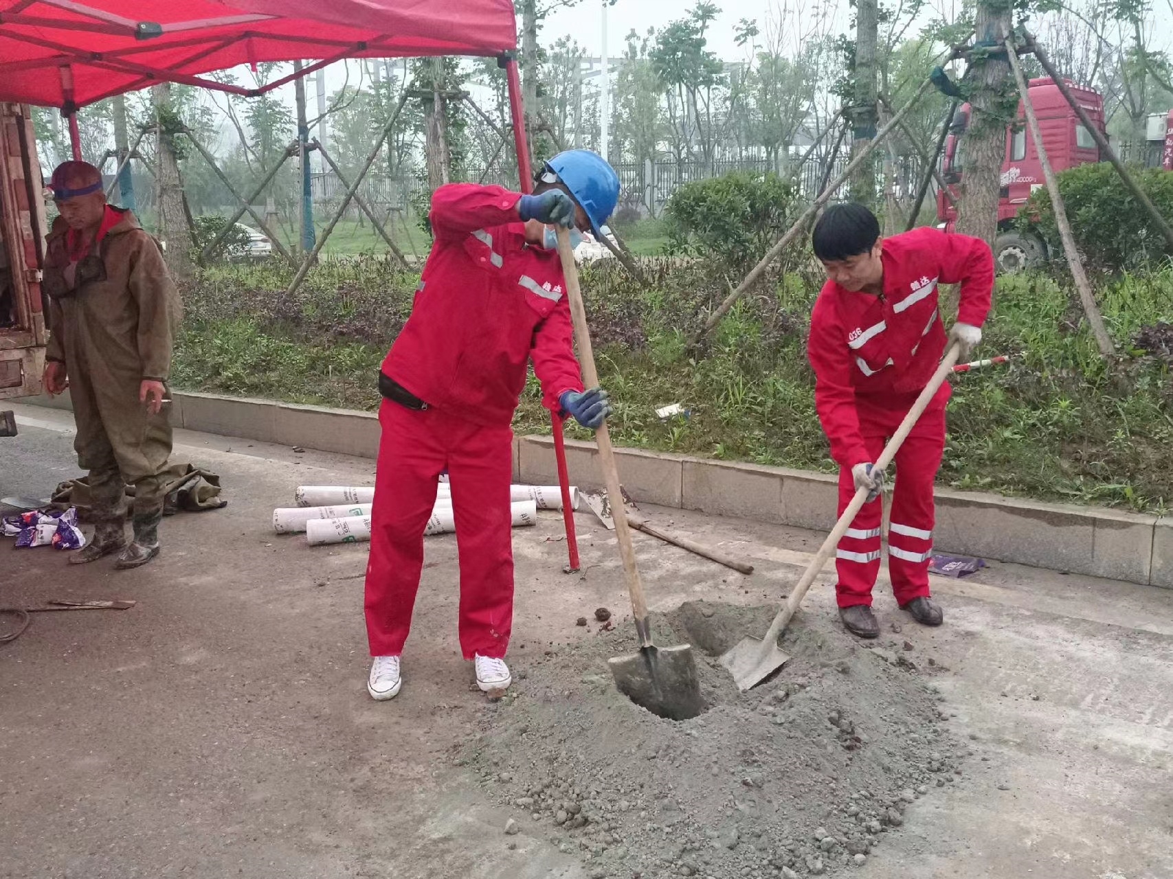 伊春管道疏通哪家好】及时进行市政管道清淤